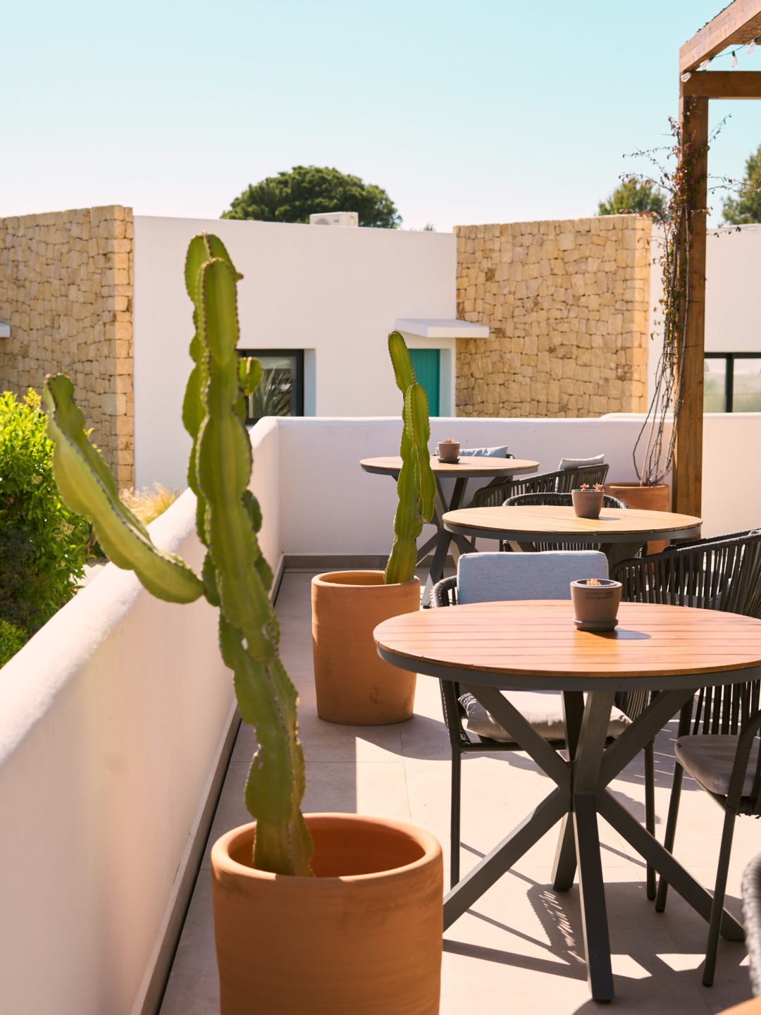 HOTEL Y RESTAURANTE 204